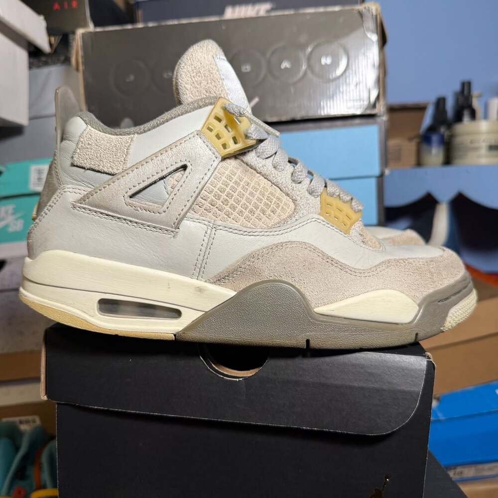 Nike Air Jordan 4 Retro SE Craft Photon Dust Size 7.5
